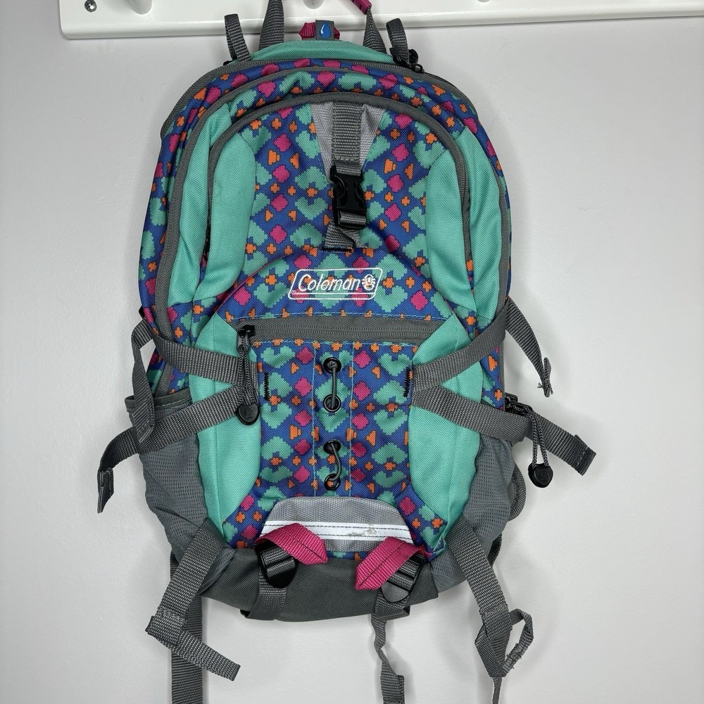 Coleman Kids Hiking & Hydration Backpack For Parts! Broken Zipper! No Bladder!
